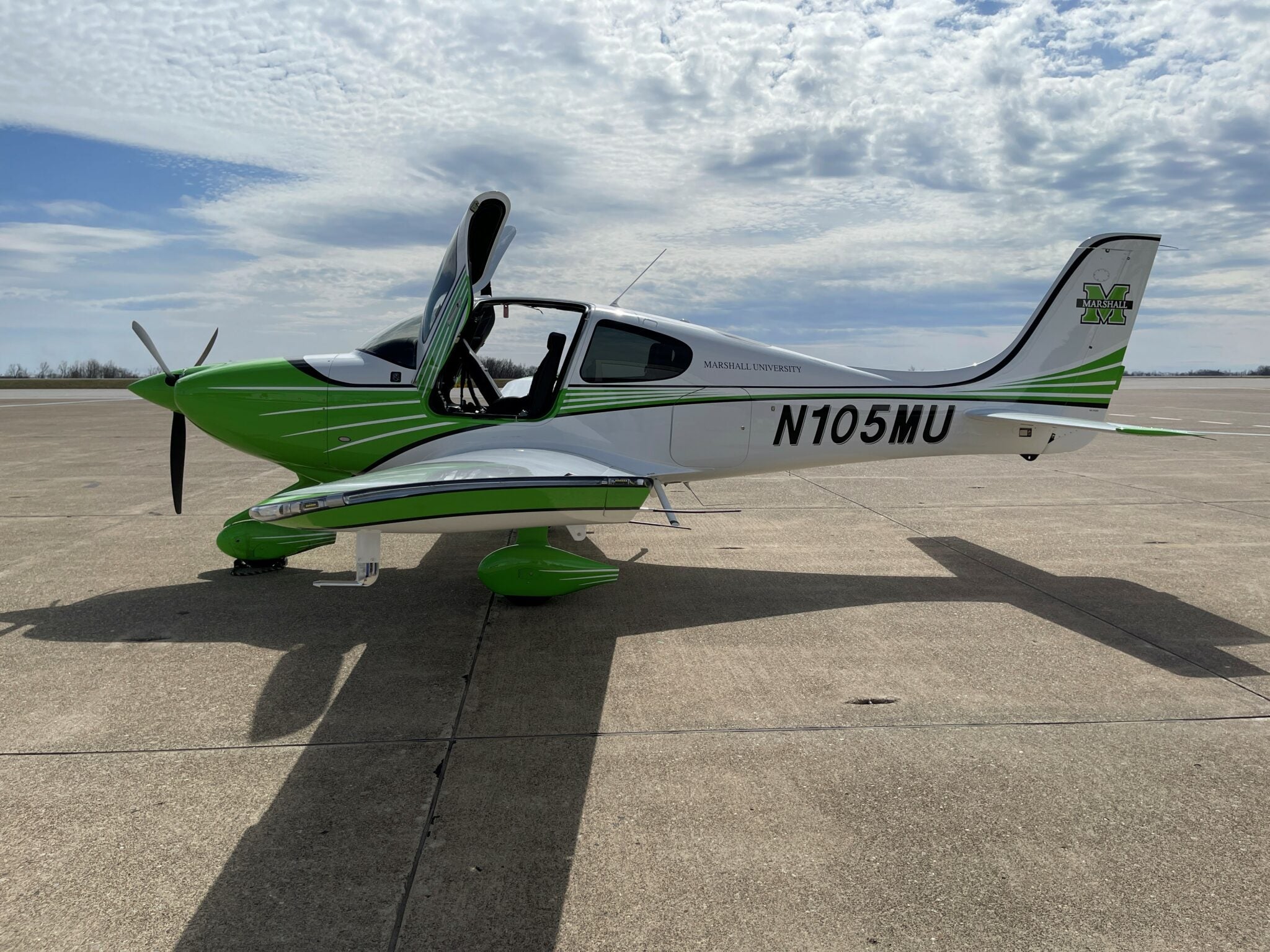 Planes - Marshall University Aviation