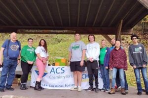 Chemistry presents hands-on science at Heritage Farm’s Fall Festival